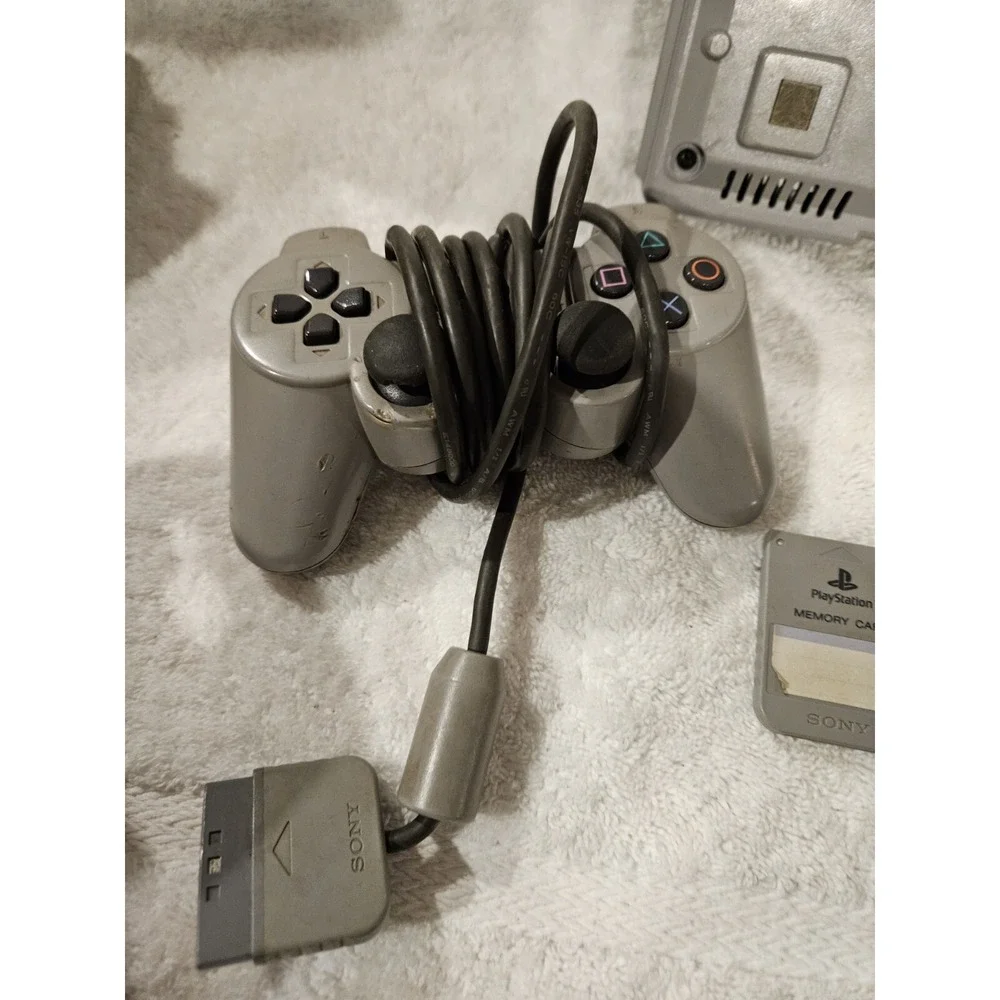 Playstation 1 Ps1 Console SCPH-5501 With OEM 2 Controllers 2 Memory Card No Cord